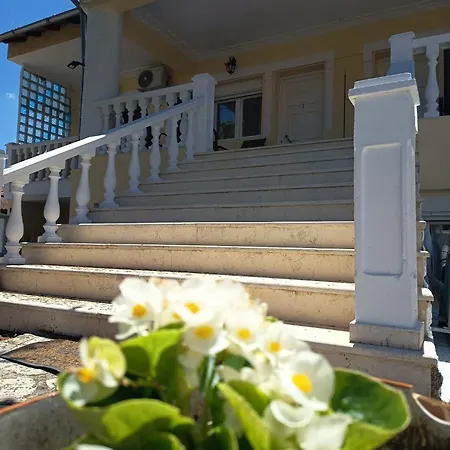 דירה Plaza Vrasná